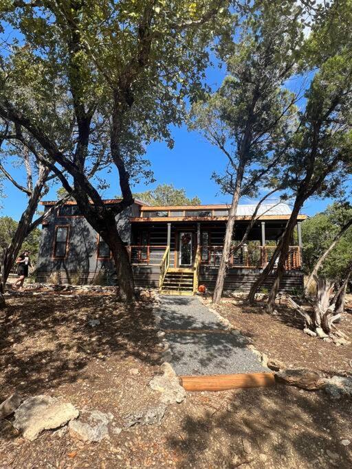 Fox Hollow - Tiny Home With Cypress Creek Access, Park Like Setting 温伯利 外观 照片