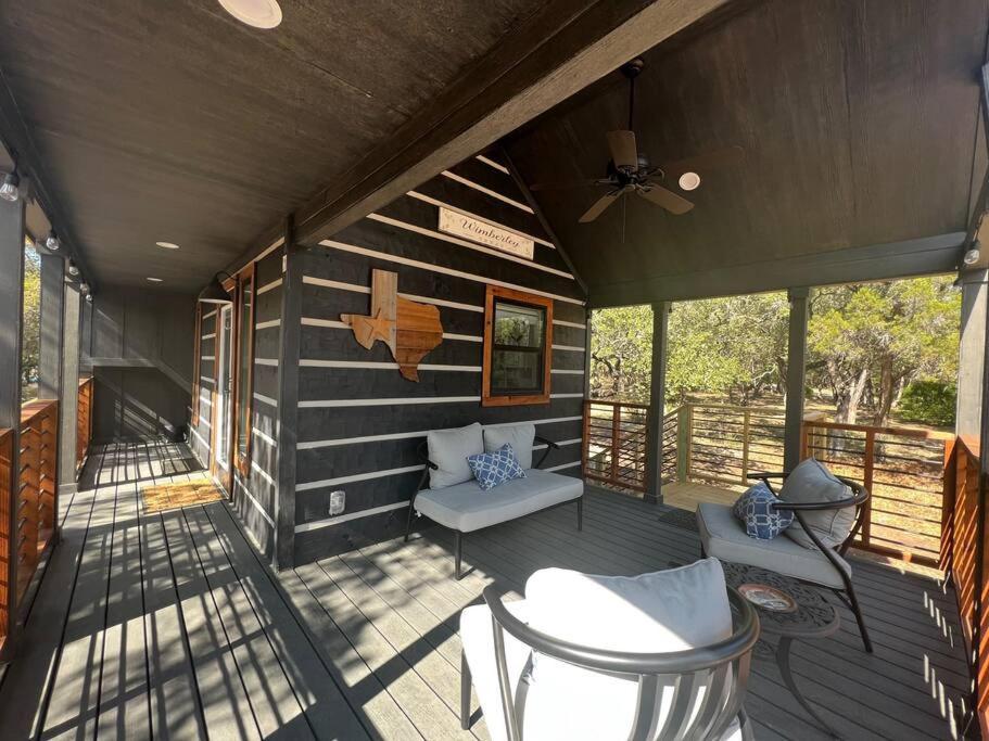 Fox Hollow - Tiny Home With Cypress Creek Access, Park Like Setting 温伯利 外观 照片