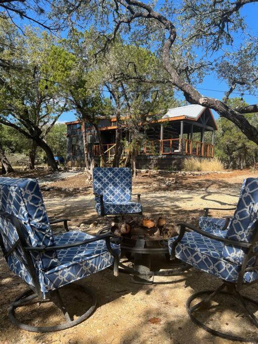Fox Hollow - Tiny Home With Cypress Creek Access, Park Like Setting 温伯利 外观 照片